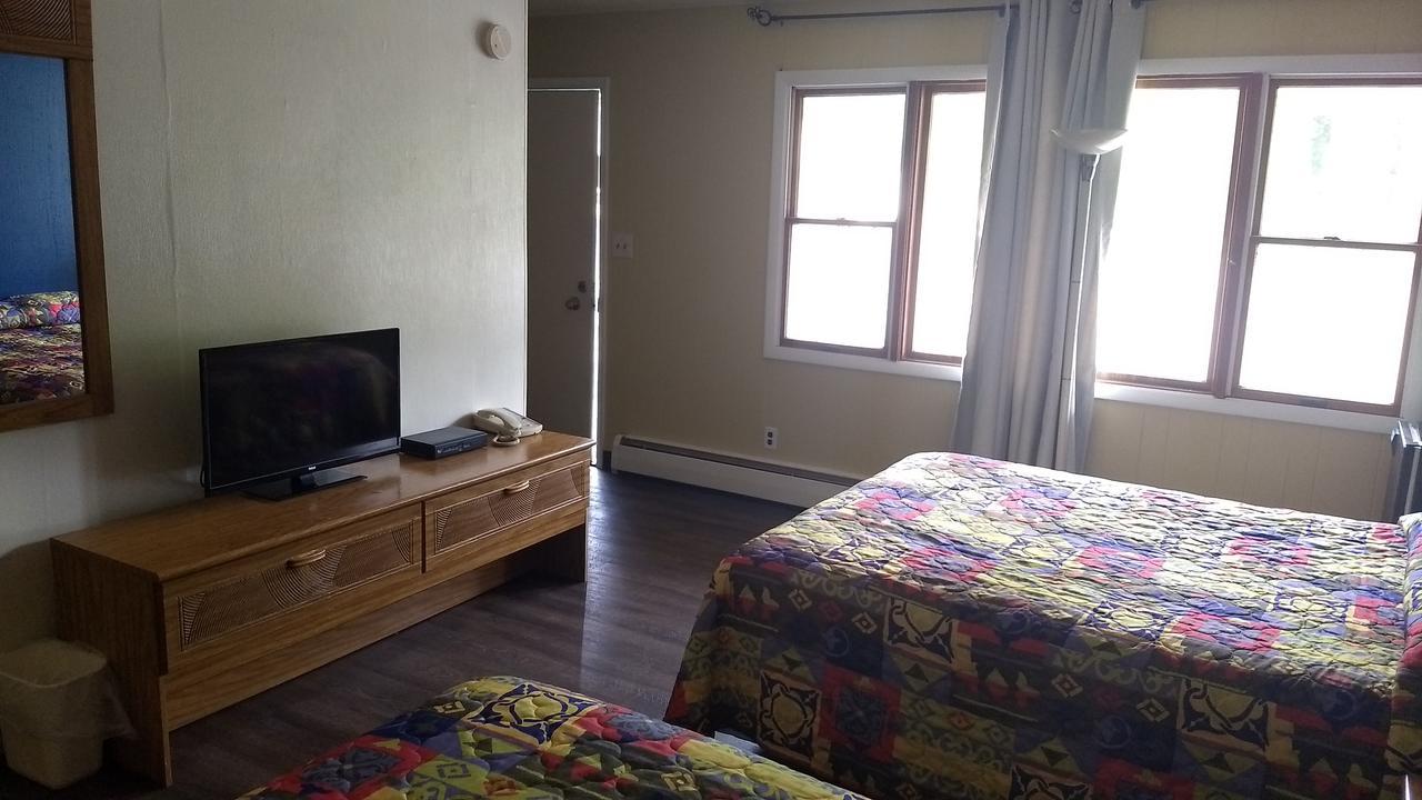 Baw Beese Inn Hillsdale Экстерьер фото