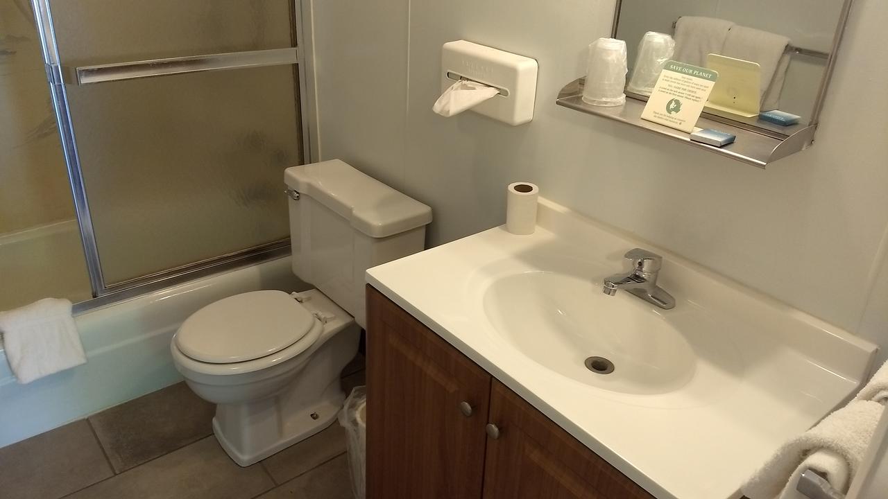 Baw Beese Inn Hillsdale Экстерьер фото