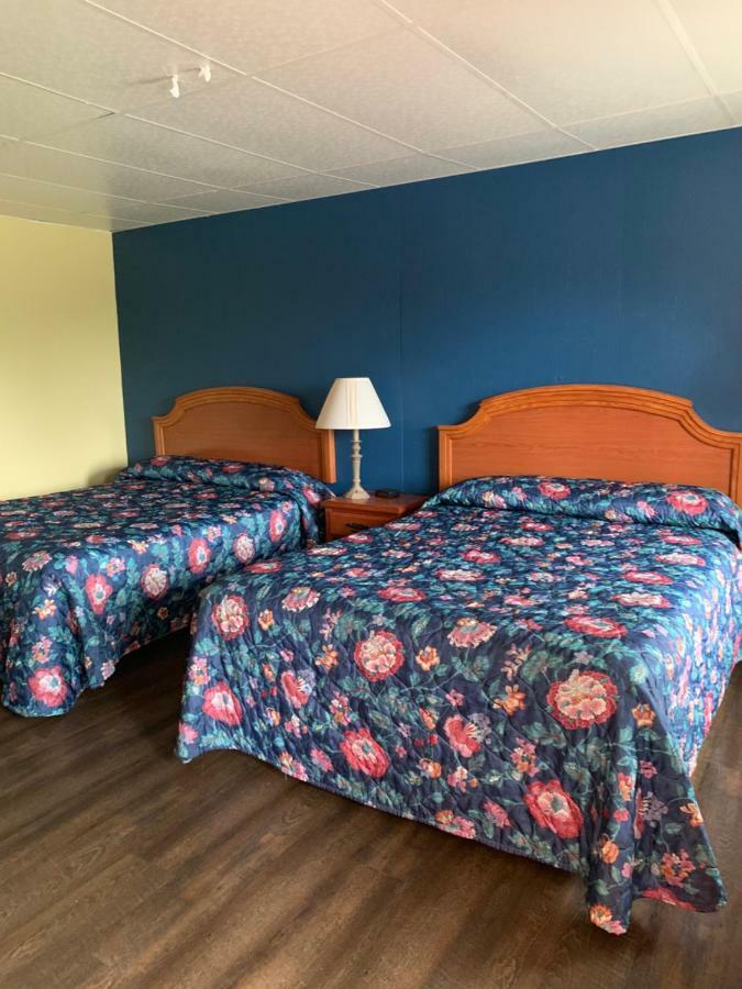 Baw Beese Inn Hillsdale Экстерьер фото