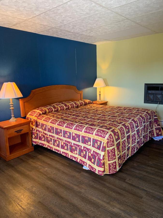 Baw Beese Inn Hillsdale Экстерьер фото